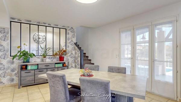 Maison à vendre 5 pièces proche de ROUJAN (34)