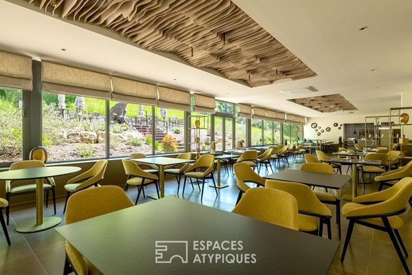 Maison de Maître et sa maison d’amis dans son écrin de verdure proche de Périgueux.