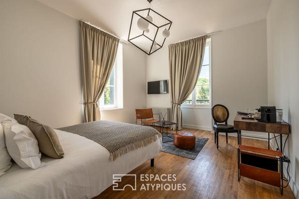 Maison de Maître et sa maison d’amis dans son écrin de verdure proche de Périgueux.