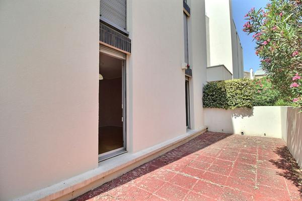 Quartier Méditerranée - T4 en exclusivité avec deux terrasses, garage et cave