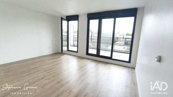 Location appartement 3 pièces 72 m² Livry-Gargan