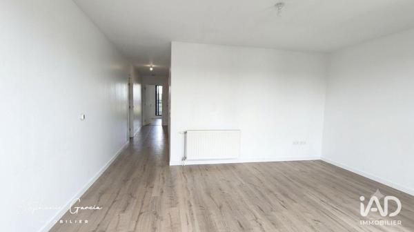Location appartement 3 pièces 72 m² Livry-Gargan