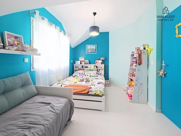 Vente / Maison d'architecte à Chevry (01170)