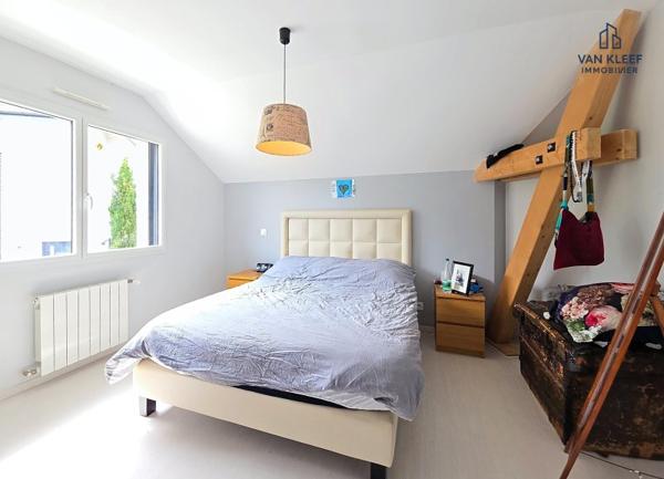 Vente / Maison d'architecte à Chevry (01170)