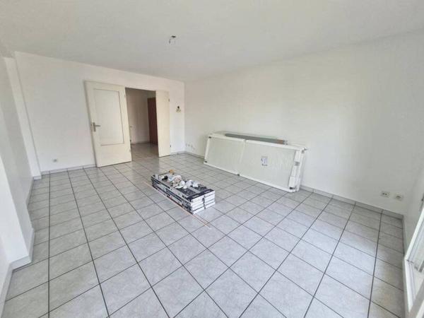 Appartement 3 pièces                                        - 38290 La Verpillière Réf : 4835