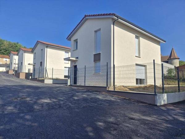 Maison 5 pièces                                        - 38300 Bourgoin-Jallieu Réf : 4810