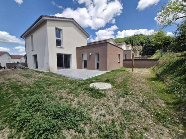 Maison 5 pièces                                        - 38300 Bourgoin-Jallieu Réf : 4810