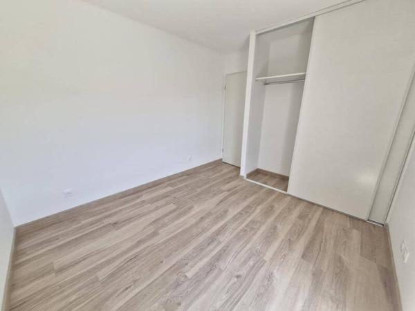 Maison 5 pièces                                        - 38300 Bourgoin-Jallieu Réf : 4810