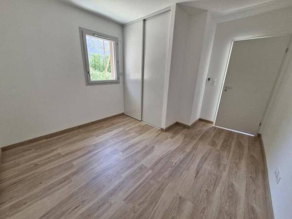 Maison 5 pièces                                        - 38300 Bourgoin-Jallieu Réf : 4810
