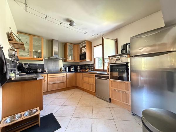 Maison individuelle - Linas 6 pièces 100 m2 - DPE D - 