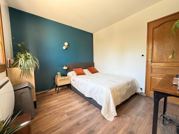 Maison individuelle - Linas 6 pièces 100 m2 - DPE D - 