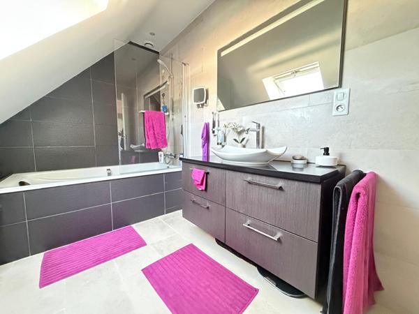 Maison individuelle - Linas 6 pièces 100 m2 - DPE D - 