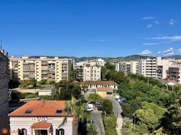 Bel appartement au coeur de Juan-Les-Pins
