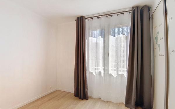 Appartement à vendre    3 pièces • 52 m2 Toulon