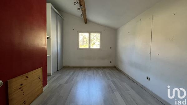 Maison 5 pièces de 135 m² à Cavignac (33620)