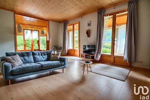 Maison 5 pièces de 135 m² à Cavignac (33620)