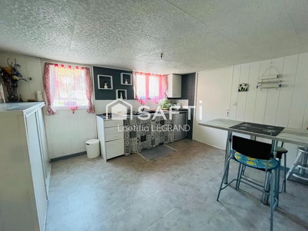 Coeur du village de Trélévern  Proche de la Plage 1KM