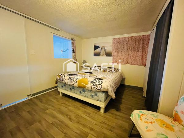 Coeur du village de Trélévern  Proche de la Plage 1KM