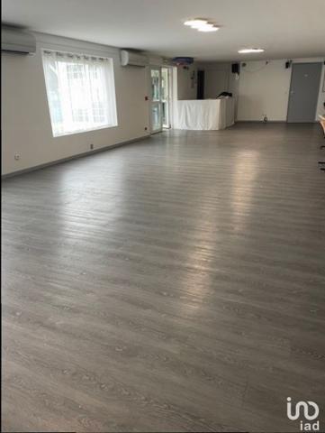 Location boutique/local commercial 108 m² Morangis