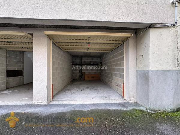 Vente Garage 12 m2 à Reims