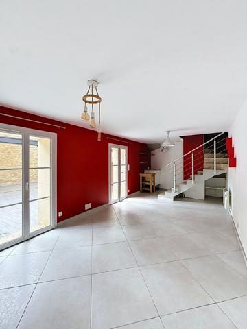 Maison ancienne à vendre à Thouarcé - 3 chambres - Jardin clos, proche des commodités