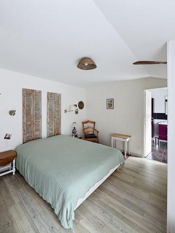 Maison ancienne à vendre à Thouarcé - 3 chambres - Jardin clos, proche des commodités