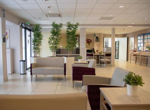 INVESTISSEMENT LOCATIF  ARNOUVILLE LES GONESSES  Résidence Ehpad Emeis Le Clos d'Arnouville - 6.10% de rentabilité