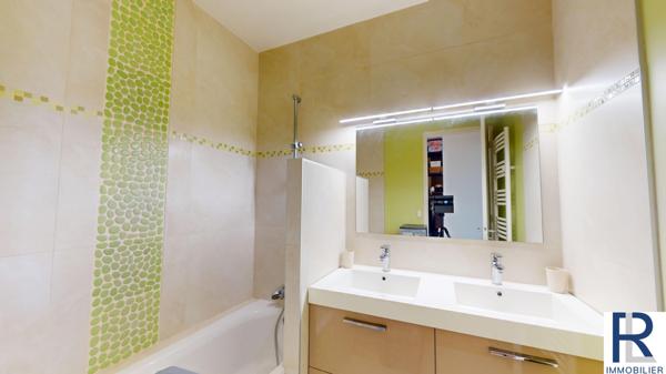 Boulogne-Billancourt (92100) Boulogne sud, front de Seine, appartement de 83 m2 avec 3 chambres, 615 000 €