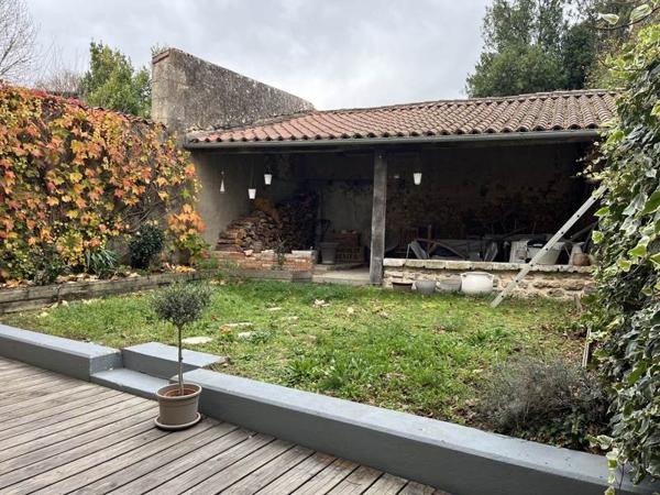 Maison à vendre |  Lussac-les-Châteaux |  6 pièces | 205 m²