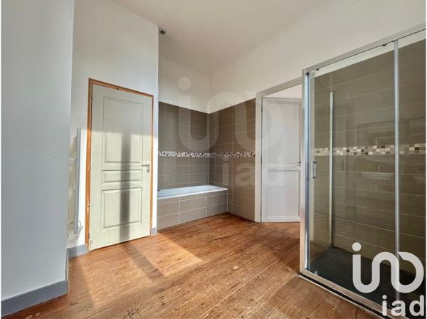 Appartement 4 pièces de 105 m² à Arvert (17530)
