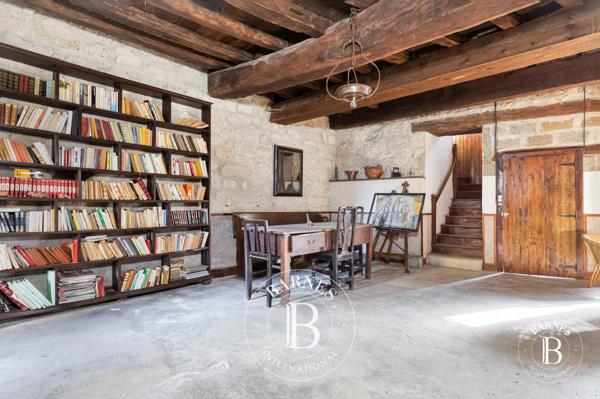 Lectoure, Château 9 Chambres  à vendre