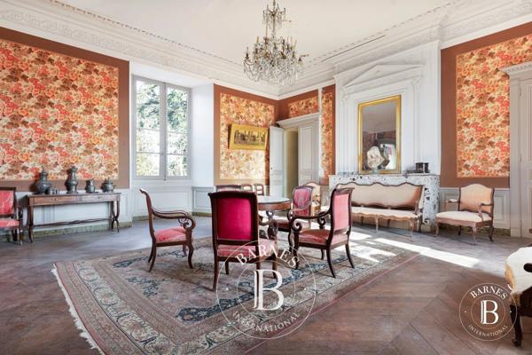 Lectoure, Château 9 Chambres  à vendre
