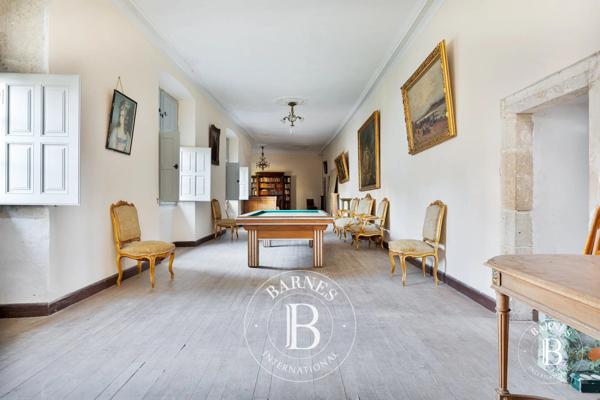 Lectoure, Château 9 Chambres  à vendre