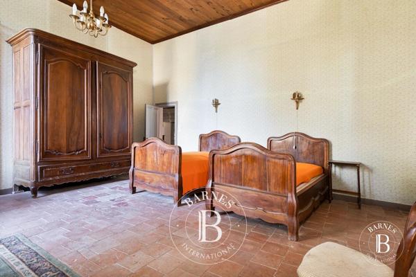 Lectoure, Château 9 Chambres  à vendre