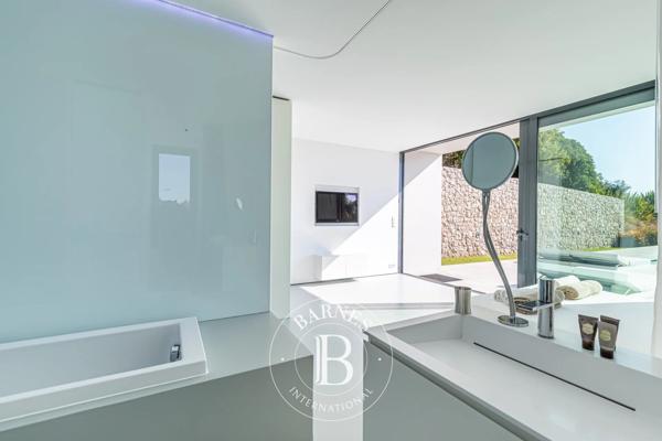 Vallauris, Villa 4 Chambres -  187 m² à vendre