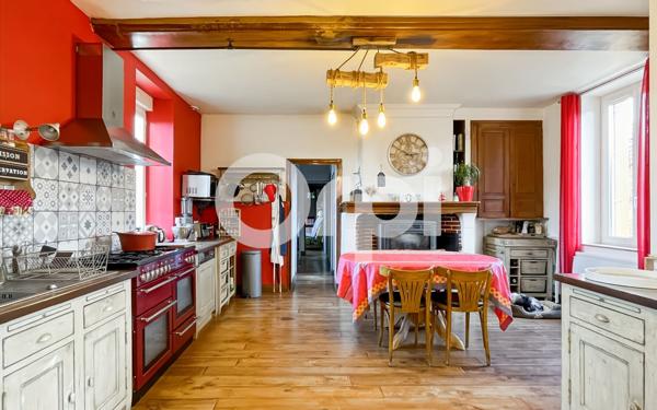 Maison à vendre    6 pièces • 210 m2 Pacy-sur-Eure