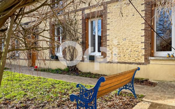 Maison à vendre    6 pièces • 210 m2 Pacy-sur-Eure