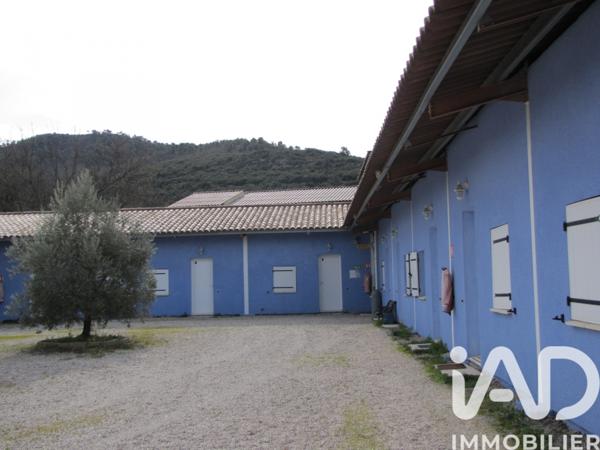 Immeuble à vendre 208 m² Rougiers