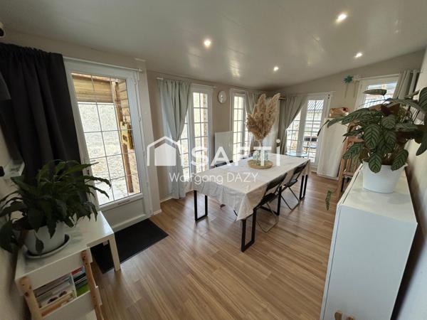 Maison de ville en pierre avec fort potentiel