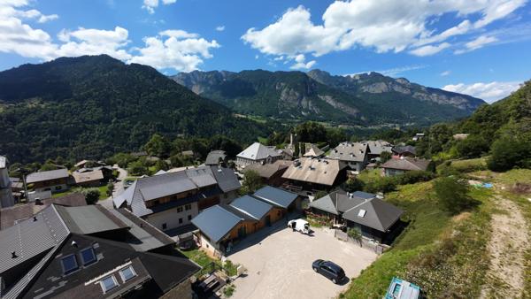 Terrain 800?m² constructible au Biot