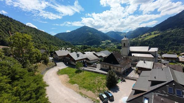 Terrain 800?m² constructible au Biot