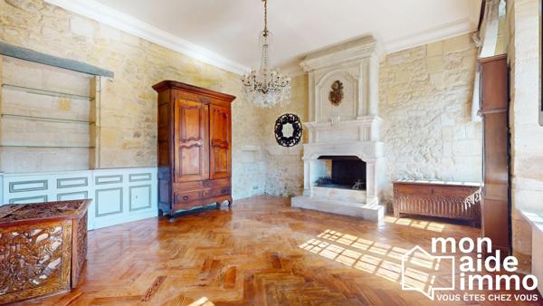 Chateau avec dépendances sur 23 hectares