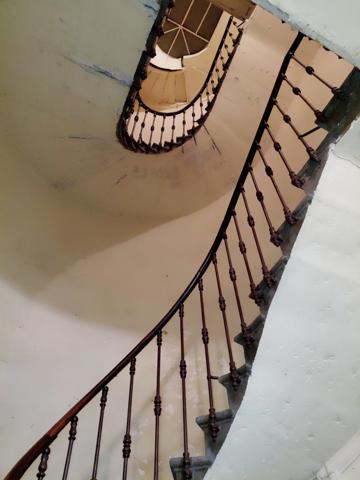 Immeuble à vendre THIERS (63)