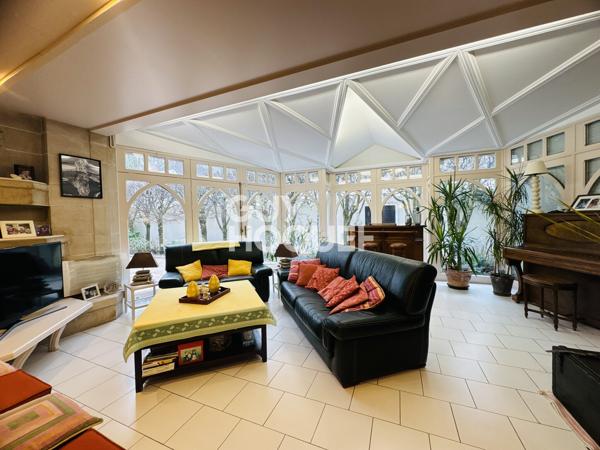 CORMONTREUIL - NOUVEAUTE - A VENDRE - Maison de type 6 avec extérieur et garage