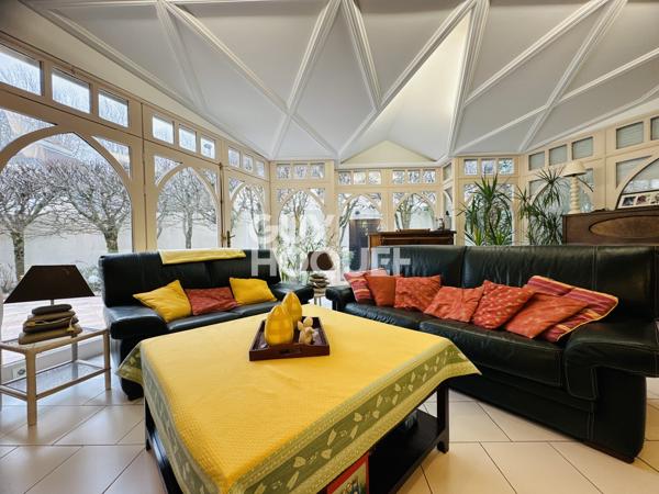 CORMONTREUIL - NOUVEAUTE - A VENDRE - Maison de type 6 avec extérieur et garage