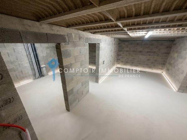 Maison
                                                                                                                                                                                                                                                                                                                        6 pièce(s)                                                                                                                                                                                                          4 chambre(s)                                                                                                                                                                                                          155  m²