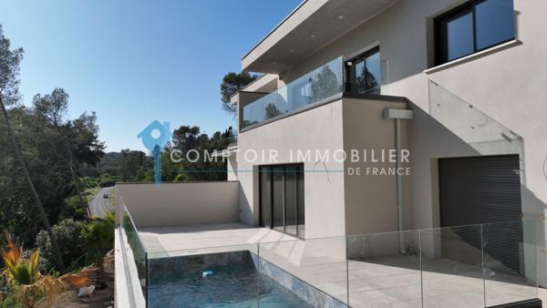 Maison
                                                                                                                                                                                                                                                                                                                        6 pièce(s)                                                                                                                                                                                                          4 chambre(s)                                                                                                                                                                                                          155  m²