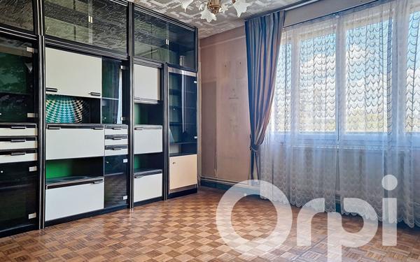 Appartement à vendre    3 pièces • 63,38 m2 Creil