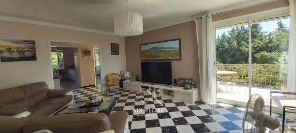 Maison provençal situé dans le hameau de Serres