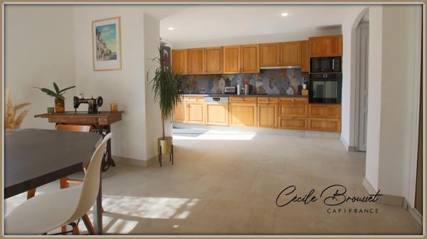 Propriete à vendre 10 pièces sur terrain de 1123m2 LE BOULOU (66)